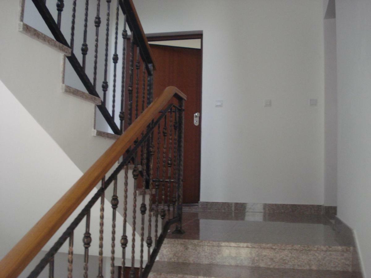 Appartement "Noni" Donji Okrug  외부 사진